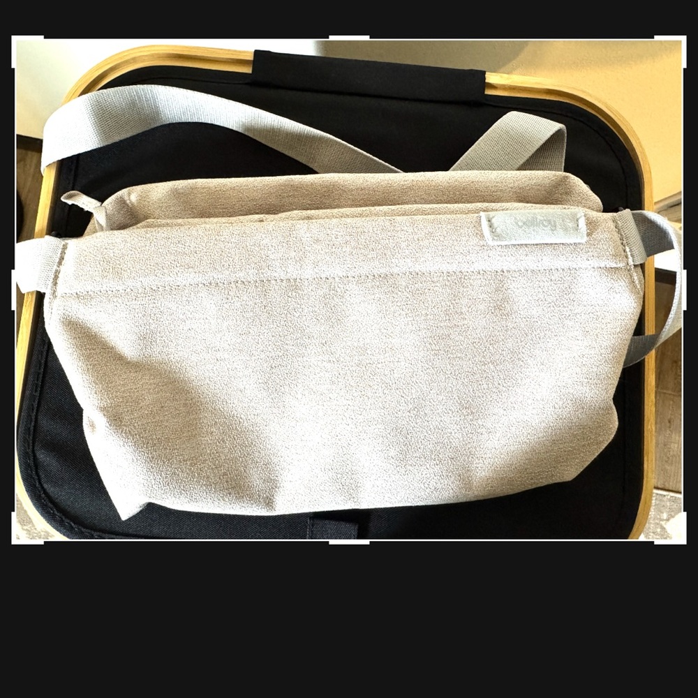 Bellroy 7L sling in Saltbush color